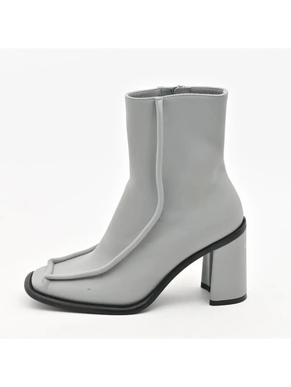 Louis Vuitton Berlin Line Leather Ankle #335238L54B